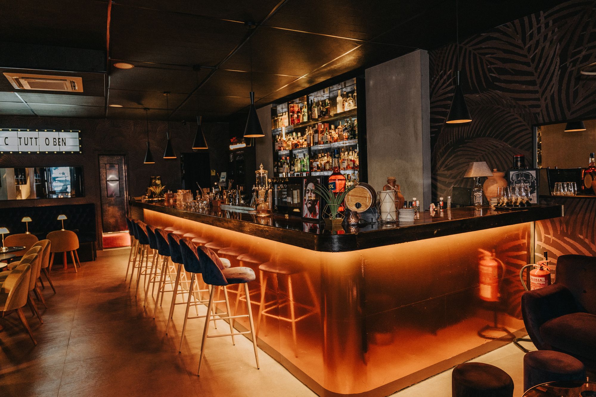 Noel Restaurant & Lounge