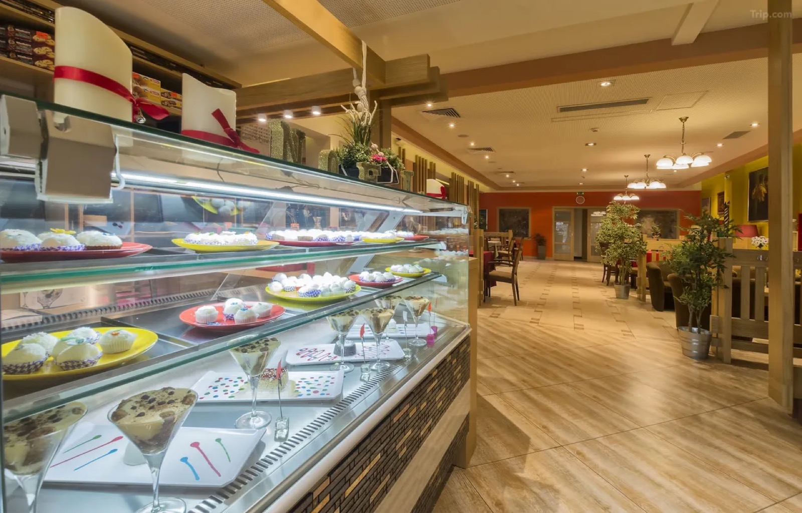 Patisserie counter